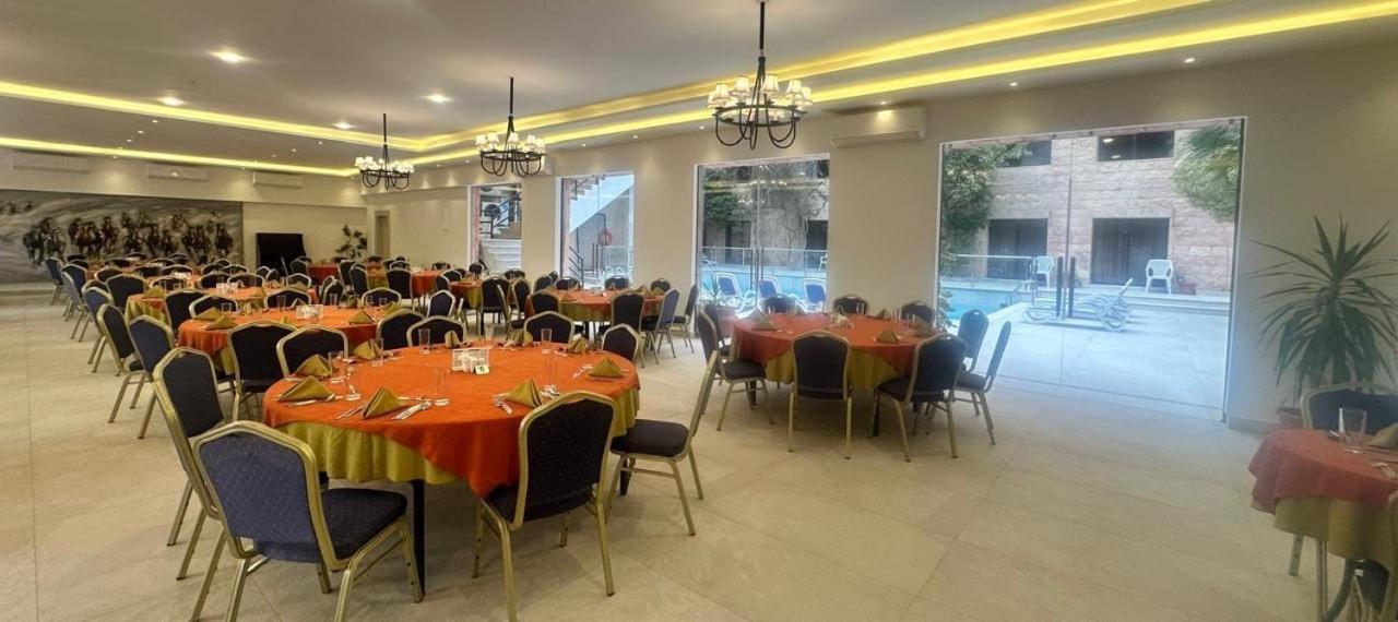 Petra Palace Hotel Wadi Musa Zewnętrze zdjęcie